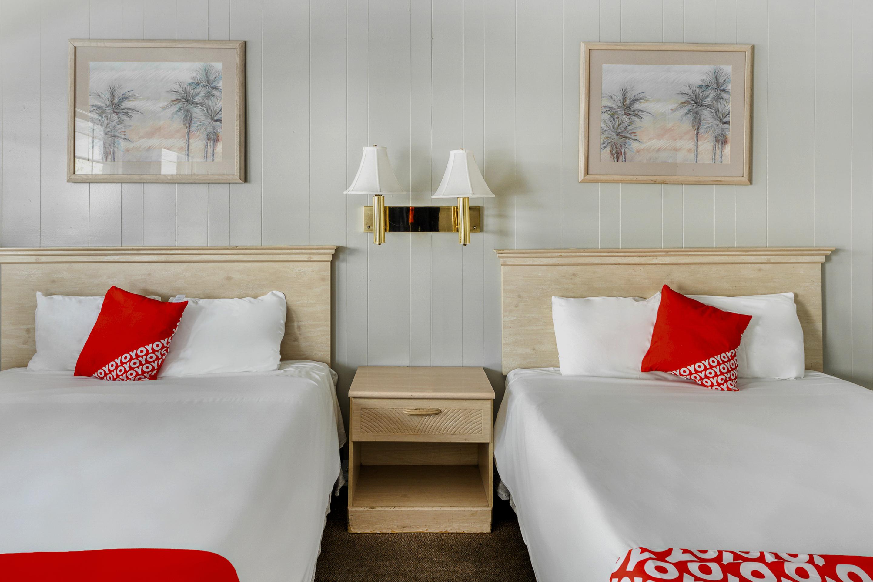Oyo Gateway North Strip/fremont St. Area Hotel
